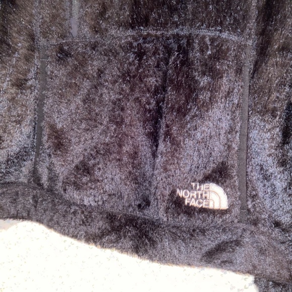 The North Face Medium Style #AC6V Season #F06 Black Polyester Fuzzy Furry Jacket - Picture 3 of 8